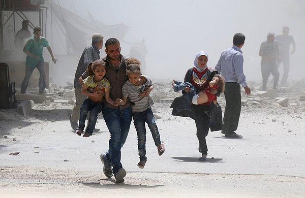 11. Suriye'de ''çatışmazlık bölgeri''ne saldırılar. 📷 Alaa Mohammad