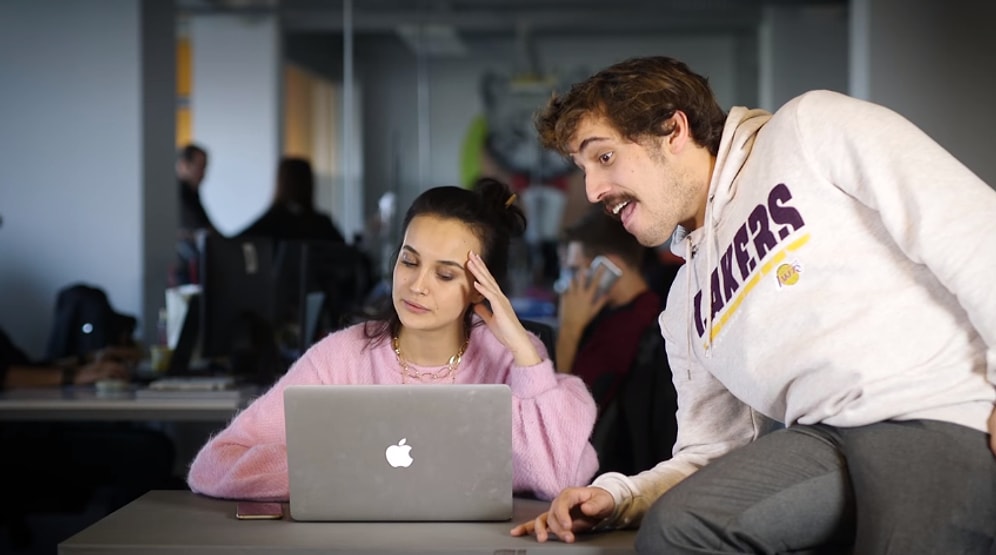 Kışın Hoşlanılan Kişiye Yakınlaşmak İçin 5 Taktik