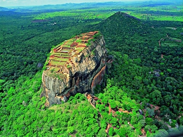 6. Сейчас Цейлон - это...