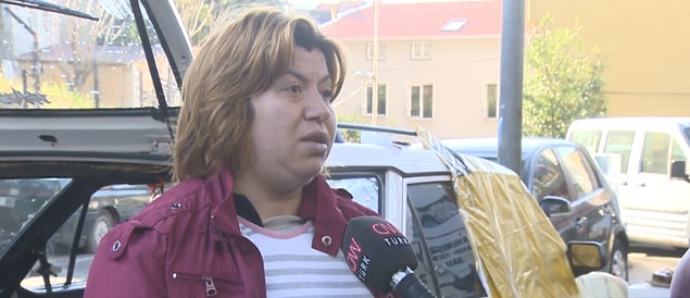 32 yaşındaki anne Ayla Atay, sokakta kalan ailesiyle tek başına ilgileniyor.