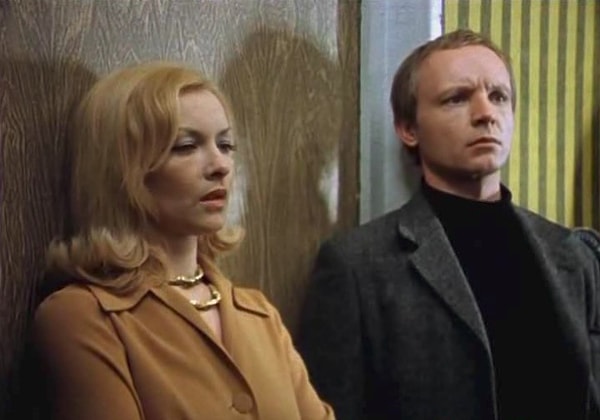 7. Какая фамилия у главной героини фильма?