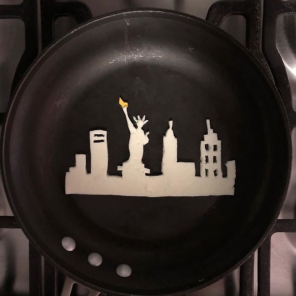 22. "Нью-Йорк"