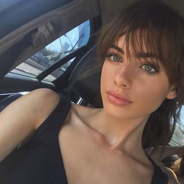 17. Яэль Шелбиа, модель