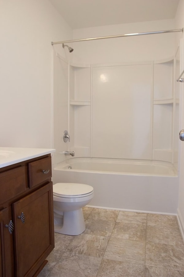 14. Установите полки на пустые стены 👍