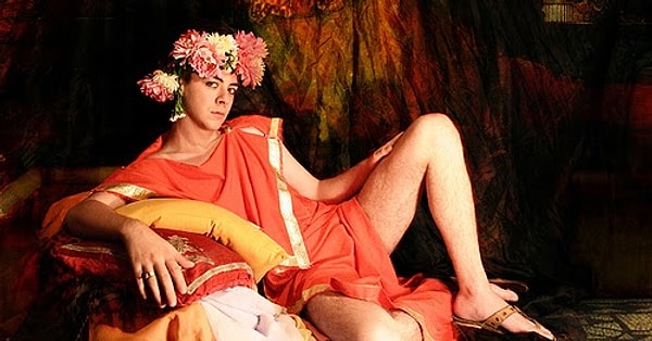 1. Развратный римский император Гелиогабал не смог спрятаться от своей судьбы в туалете