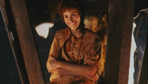 3. В каком фильме Джулия Робертс выглядела так?