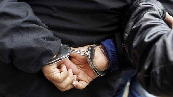 Çodhuri'nin polisi araması sonucu dolandırıcılar kısa sürede gözaltına alındı.