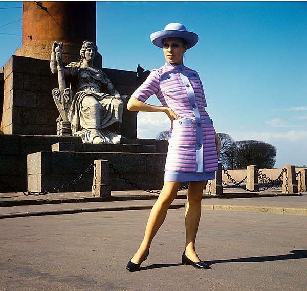 4. Летнее шёлковое платье (1970)