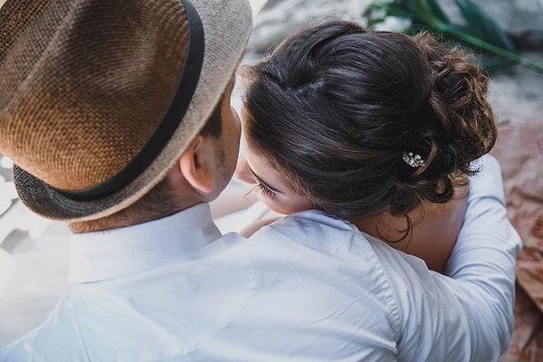 1. Не всегда измена - признак несчастливых отношений