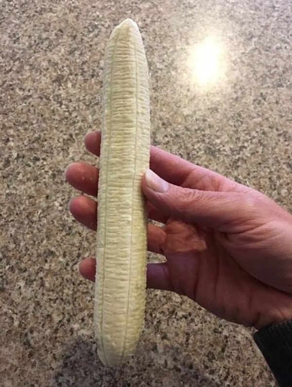 6. Да, это абсолютно прямой банан. Теперь вы точно видели в этой жизни все ;)