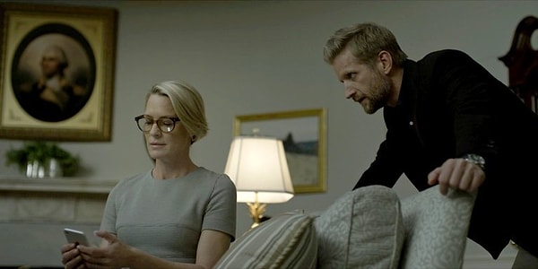 10. Пол Спаркс - "Карточный домик"