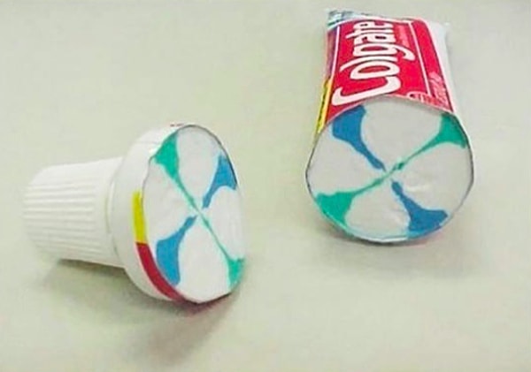 15. Тюбик зубной пасты