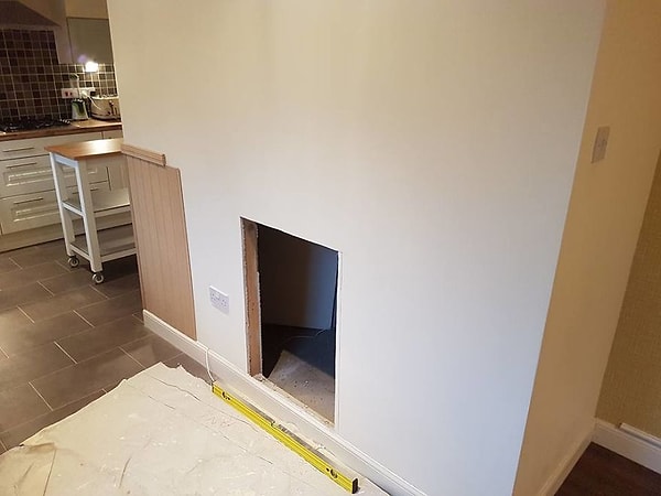 Проход был готов, и Майкл мог видеть фронт работы.