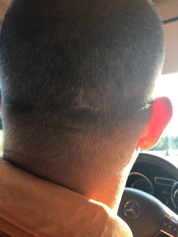 15. "Шрам на затылке моего отца выглядит как логотип Air Jordan"