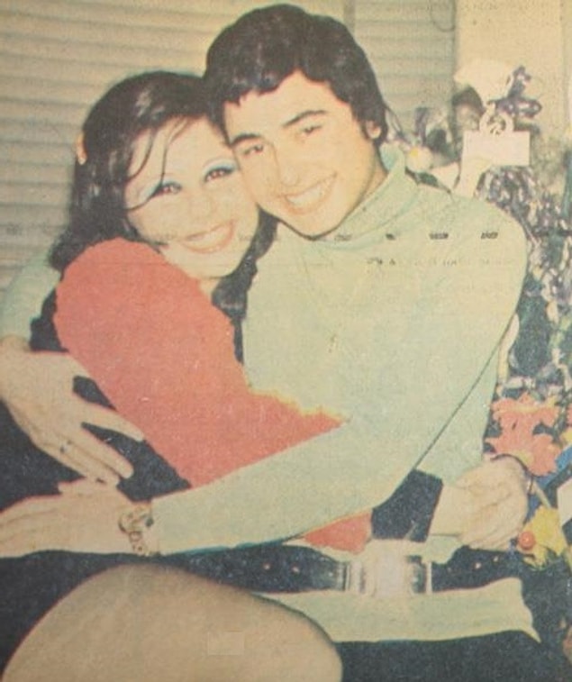 3. Bülent Ersoy, cinsiyet geçiş operasyonu olmadan önce nişanlıymış.