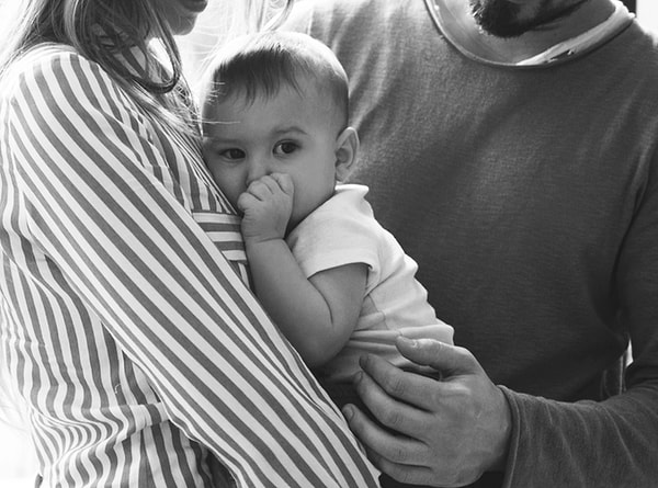 9. Также зная о рисках, связанных с рождением поздних детей, они склонны лучше следить за своим здоровьем, посещать врача чаще и следовать всем необходимым предписаниям, чтобы родить здорового ребенка.