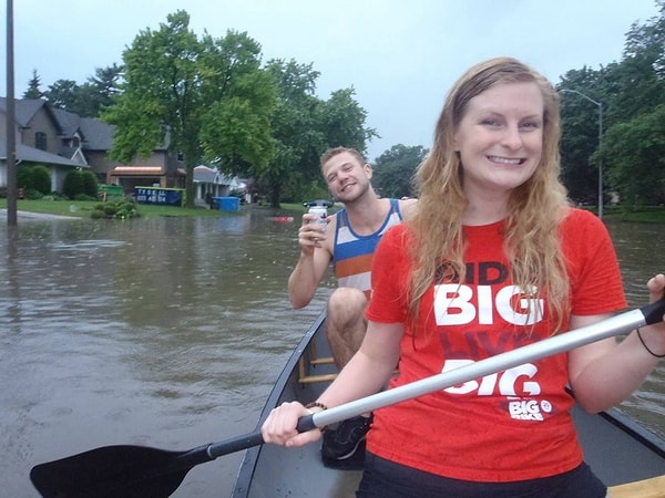 22. Кто предложил покататься на лодке, тот пусть и гребет