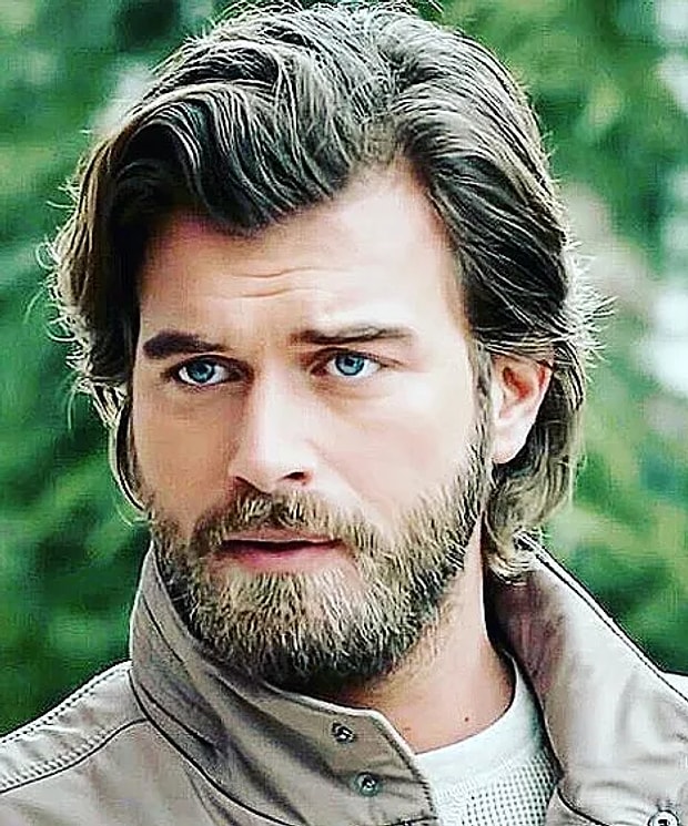 Kıvanç Tatlıtuğ