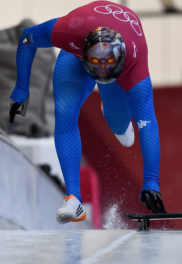 4. Скелет на шлеме скелетониста: то, что доктор прописал!