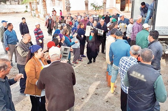 İmece Usulü: Adana'da 6 Köy El Ele Verdi, Ortak Bir Yaşam Alanı Yarattı
