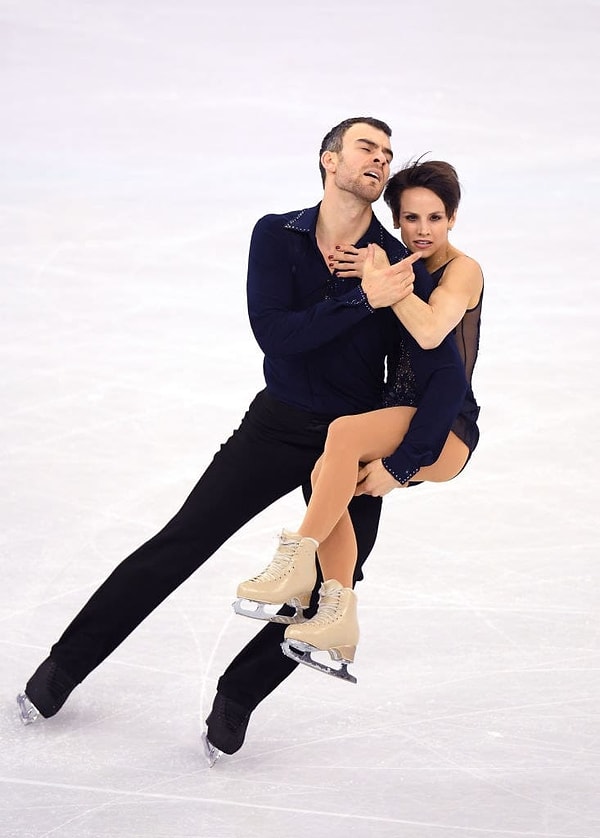 3. Сколько страсти в выражении лица этой пары!