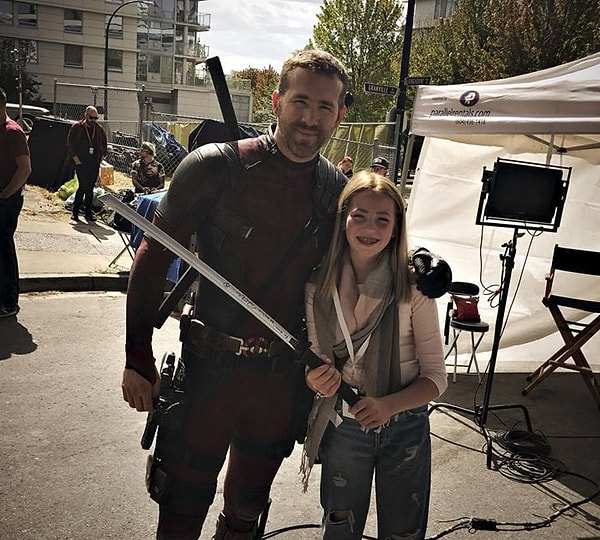 5. Так, один из пользователей Сети написал, что «Дэдпул» — фильм для взрослых, и дети не должны его смотреть.