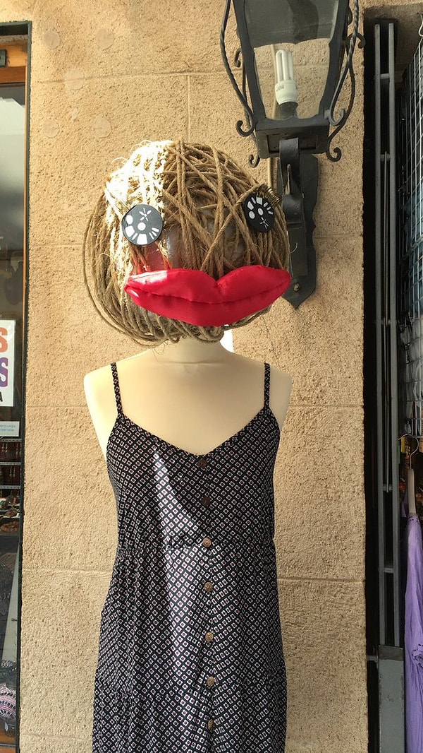 19. Они хотят, чтобы женщины были похожи на кукол вуду?