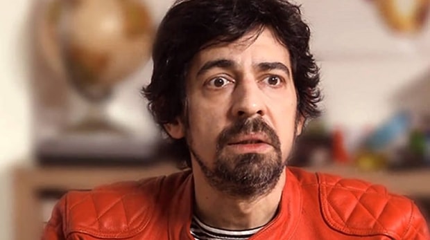 Okan Bayülgen