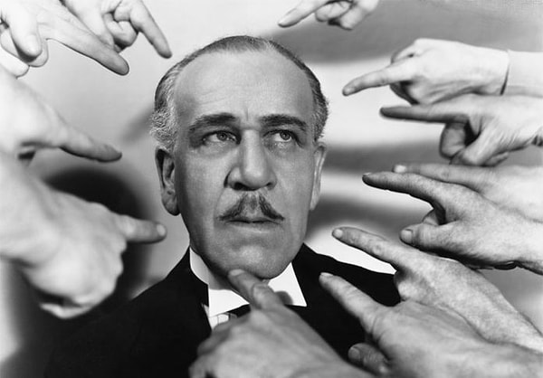 4. Отказываться прислушиваться к конструктивной критике