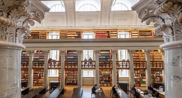 9. Yılda kişi başına 18 kitap ile, kütüphanelerinden en çok kitap ödünç alınan ülke.
