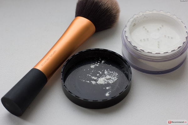 12. Белая рассыпчатая пудра