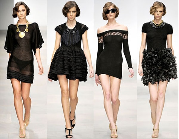 5. Вы отправляетесь на важную встречу в шикарном платье с не менее шикарным декольте. Что украсит вашу шею?