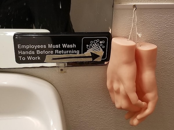 2. Мы без понятия, кто это придумал, но это гениально!