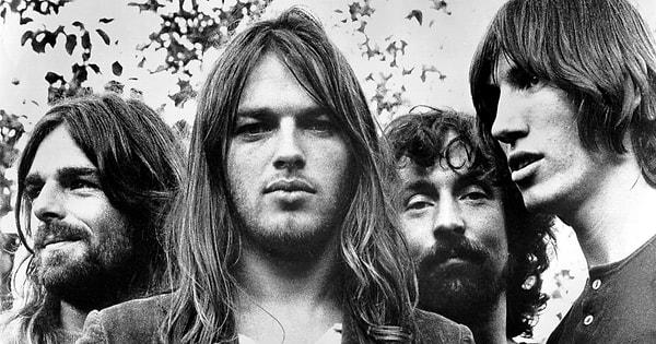 6. Pink Floyd’un Dark Side of the Moon albümü 741 hafta aralıksız Billboard listesinde kalmayı başarmış. Bu da 1973 ve 1988 yılları arasını kapsıyor.