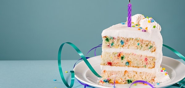 Вам идеально подходит праздничный торт с конфетти