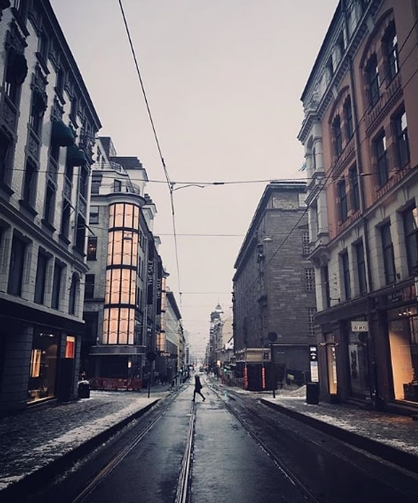 1. Переход улицы в неположенном месте в Северной Америке, Иране и Сингапуре