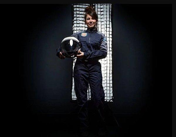 15. Fransız Havacılık ve Uzay Enstitüsü öğrencisi 22 yaşındaki Victoria Da-Poian, mezun olduğunda bir astronot olarak yetişecek.