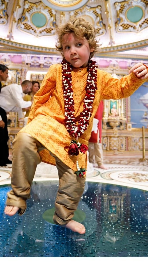 У него свое настроение...