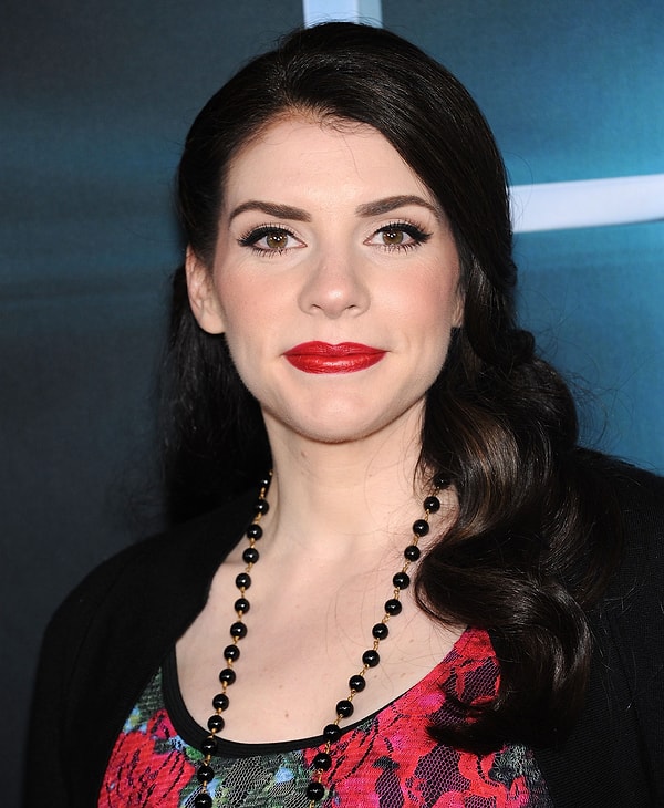 1. Стефани Майер, серия "Сумерки"