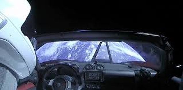 11. Bir Elon Musk gerçeği: Uzaya para harcamak.