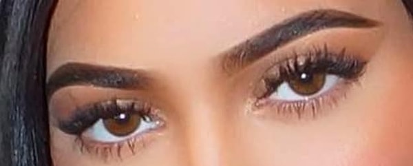 7. А этот томный взгляд принадлежит...