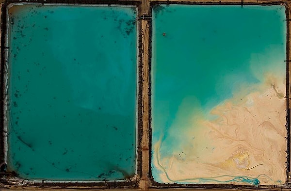 25. "Полиэкранное изображение", автор: Jassen Todorov