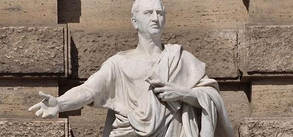 4. Çiçero ( Marcus Tullius Cicero )