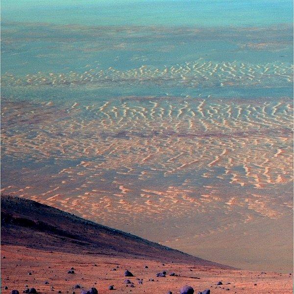 6. Mars'taki Maraton Vadisi'nin net bir görüntüsü.
