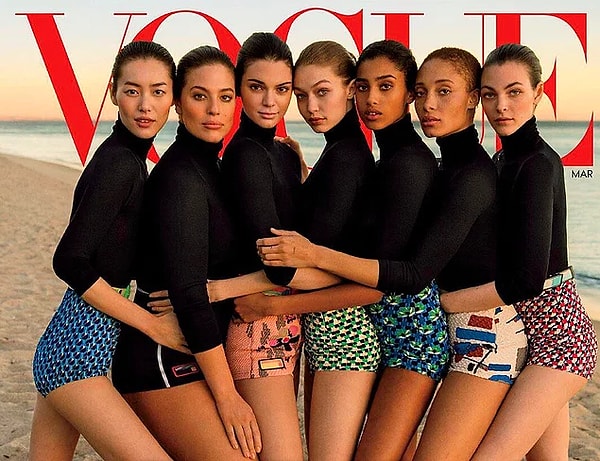 12. Никогда не догадывались, что у Джиджи такие длинные руки!