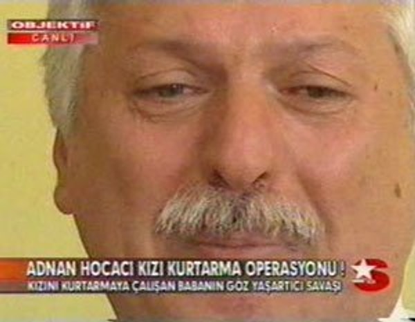 Daha önce Ceylan'ın babası Feridun Özgül de kızının aklının çelindiği için onu kurtarmak istediğini, hatta girişimlerde bulunduğunu televizyon kanallarında söylemişti.