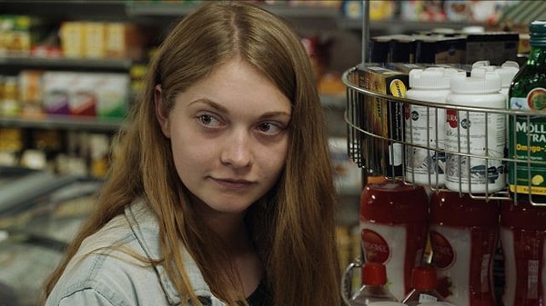 5. "Мечты у моря"