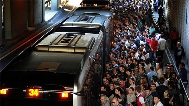 Metrobüs Tez Konusu Oldu: Duraklar Arası En Uzak Mesafe Yolcular Arasında