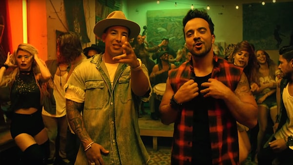 11. Как называется песня, от которой ну просто невозможно было скрыться в 2017 году?!