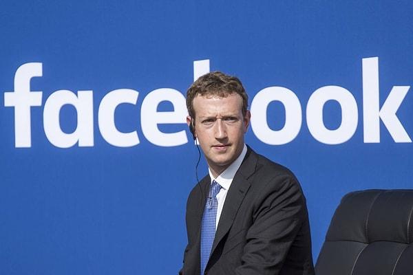 Biliyorsunuz, birkaç gün önce Facebook ile ilgili ciddi bir skandal ortaya çıktı. Zuckerberg abimiz, kullanıcıların bilgilerini kullanıcıdan izinsiz olarak bir araştırma firmasına sattı ve bu bilgiler ABD seçimlerinde kullanıldı iddiası var.